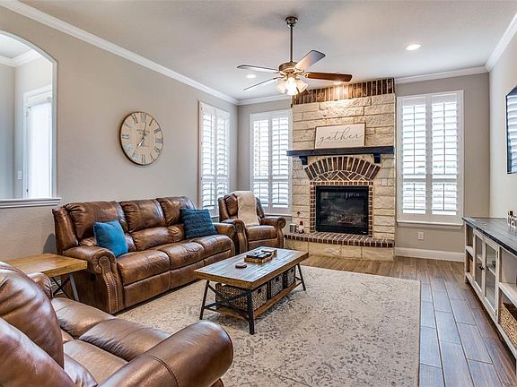 4th image of 2702 Spirit Woods Ln