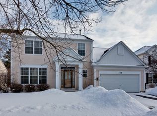 269 Carters Grove Ct, Grayslake, IL 60030