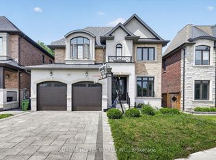 35 Starfire Dr, Toronto, ON M1C 5G3