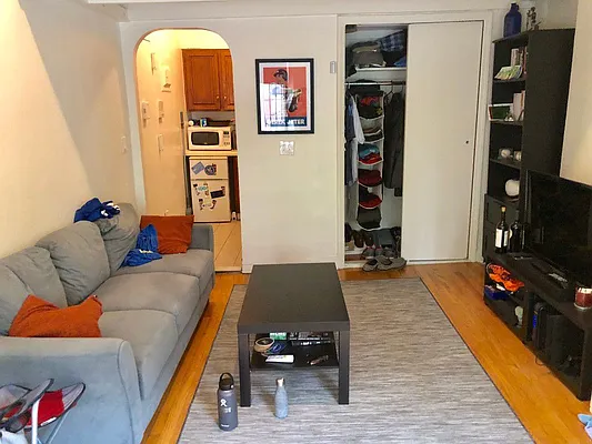 Rented by Living New York | media 13