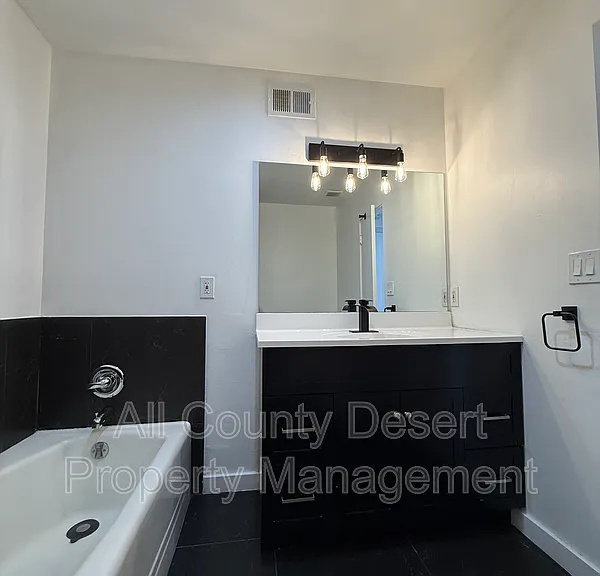 46075 Ocotillo Dr #4 — Photo 14