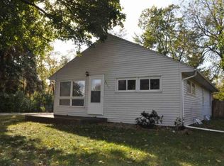 3117 18th St, Rockford, IL 61109