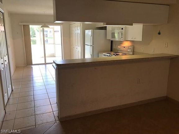 5th image of 26700 Rosewood Pointe Dr Unit 103