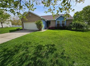 2002 Haywood Cir, Clayton, OH