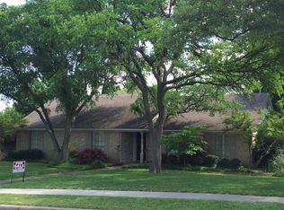 323 Overcreek Dr, Richardson, TX 75080