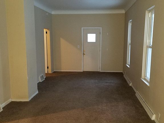 2nd image of 203 S Warner St