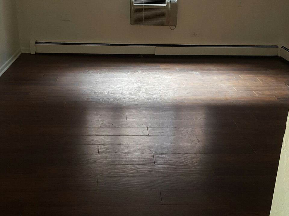 1st image of 6011 N Winthrop Ave APT 214