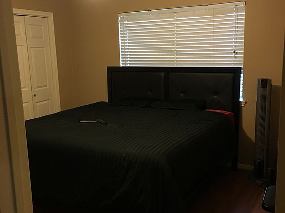 Guest bedroom #1