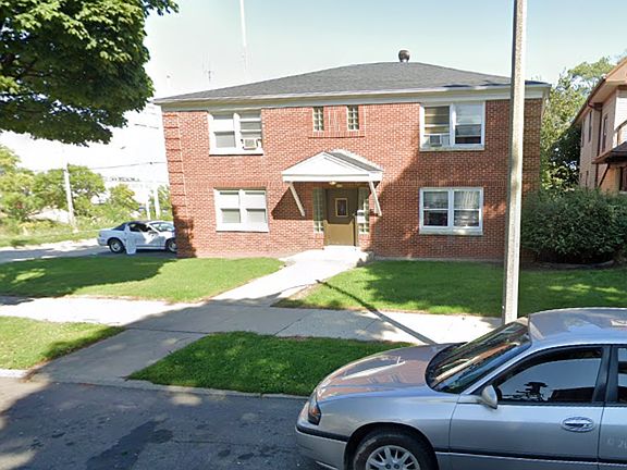 5th image of 3920 N 6th St #8
