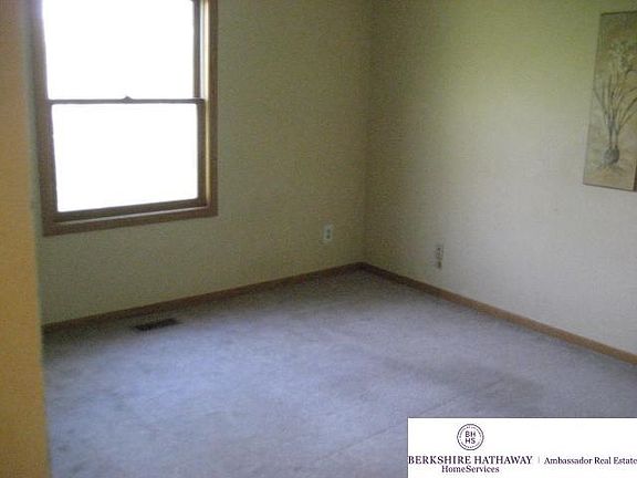 3rd image of 2018 1st Ave