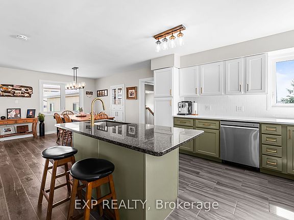 5th image of 9221 Hickory Dr