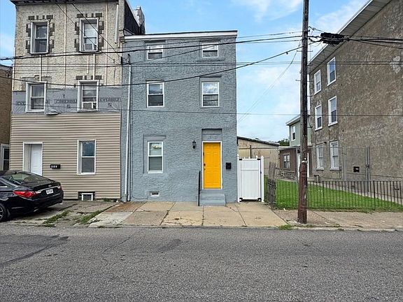2nd image of 1245 Adams Ave