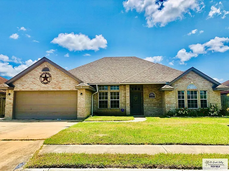 3410 Chardonay Dr — Photo 1