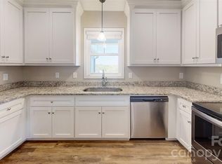 3867 Ritchie Rd, Lincolnton, NC 28092