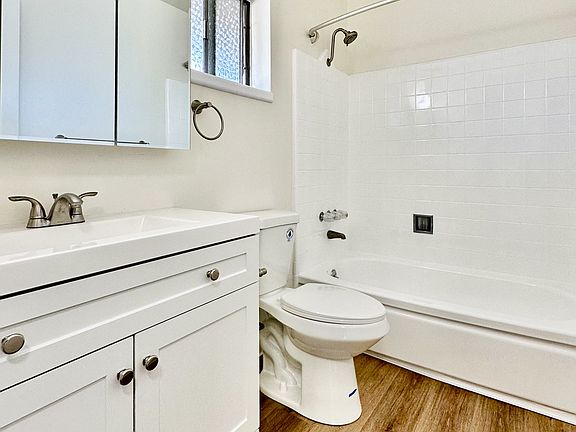 5th image of 892 Gallatin Dr APT 1