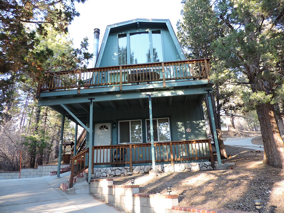 1st image of 42886 Hawk Dr