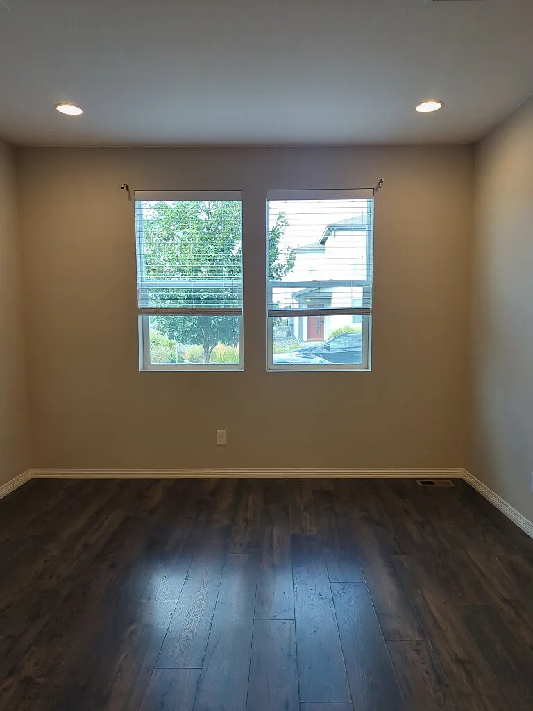 3 bed, 2.5 bath, 1643 sqft, $2,500 — Photo 2