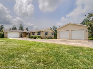 287 Leece Rd, Ortonville, MI 48462