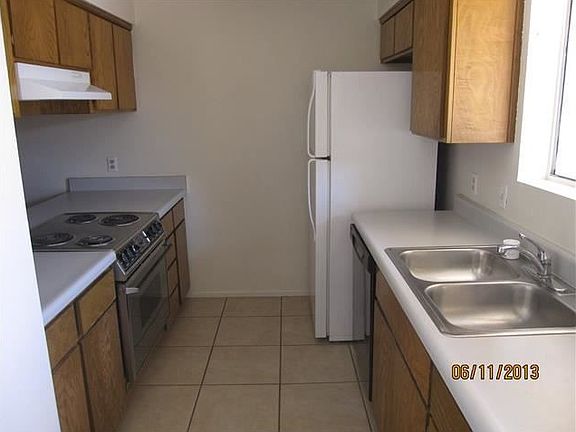 5th image of 651 E 24th St APT 3