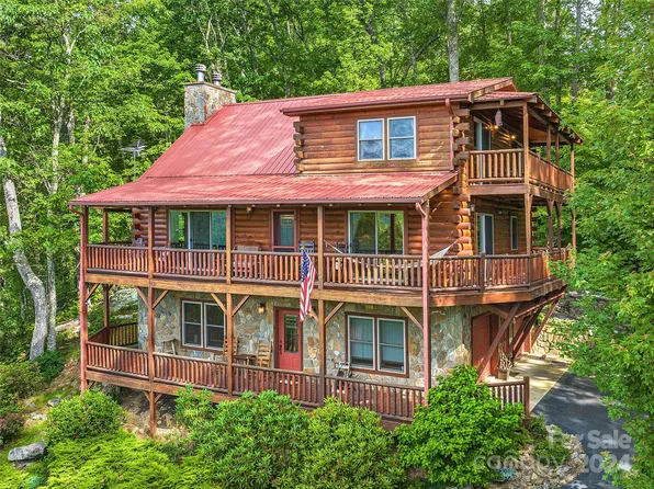 111 Dancing Bear Ln, Waynesville, NC 28785