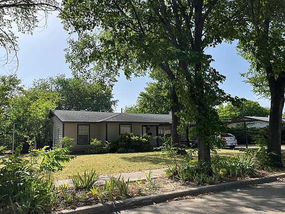3rd image of 739 Lindo Dr
