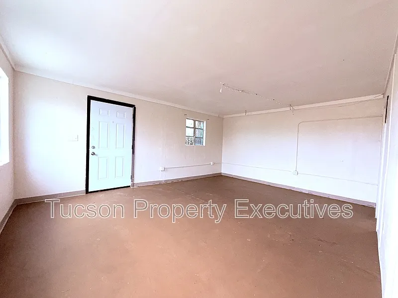 Studio, 1.0 bath, 600 sqft, $650 — Photo 3