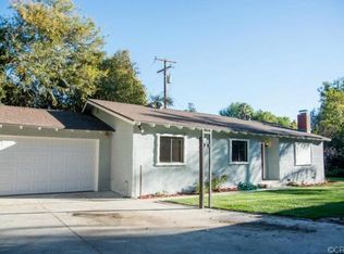 114 1/2 E Las Flores Dr, Altadena, CA 91001
