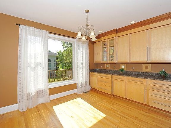 4th image of 508 N Littleton St