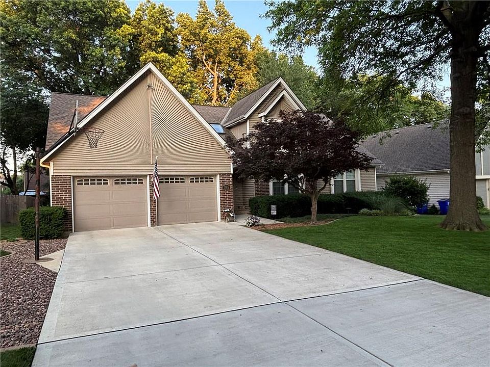 2nd image of 7009 Gillette St