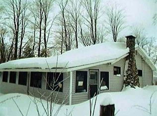 32 Forest Rd, Middle Grove, NY 12850