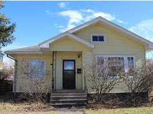 108 6th St E, Aliceville, AL 35442