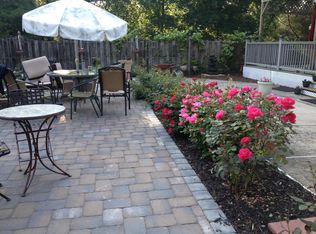 10 Liberty Ln, Somerset, NJ 08873