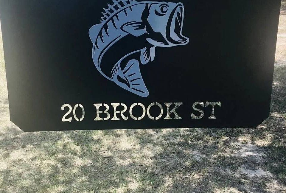 1st image of 20 Brook St #4