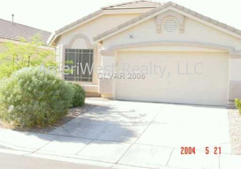 1st image of 1068 Silver Creek Ave