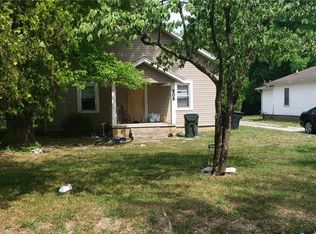 305 Caswell St, Burlington, NC 27217