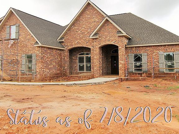 3rd image of 252 Woodlands Blvd