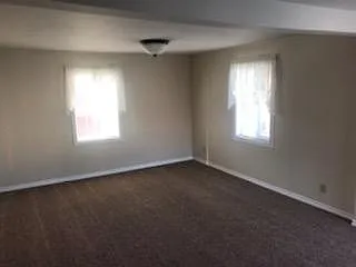 3242 Hilyard Ave — Photo 13