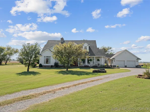 639 NE Bison Rd, Bartlesville, OK 74006