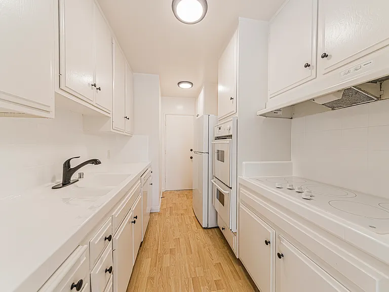 319 S Clark Dr #108 — Photo 2