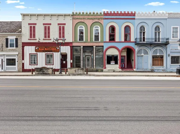 111 W Main St, Bellevue, OH 44811