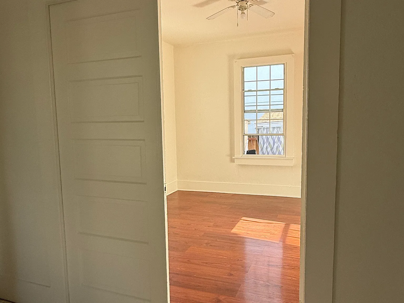 2 bed, $2,400 — Photo 4