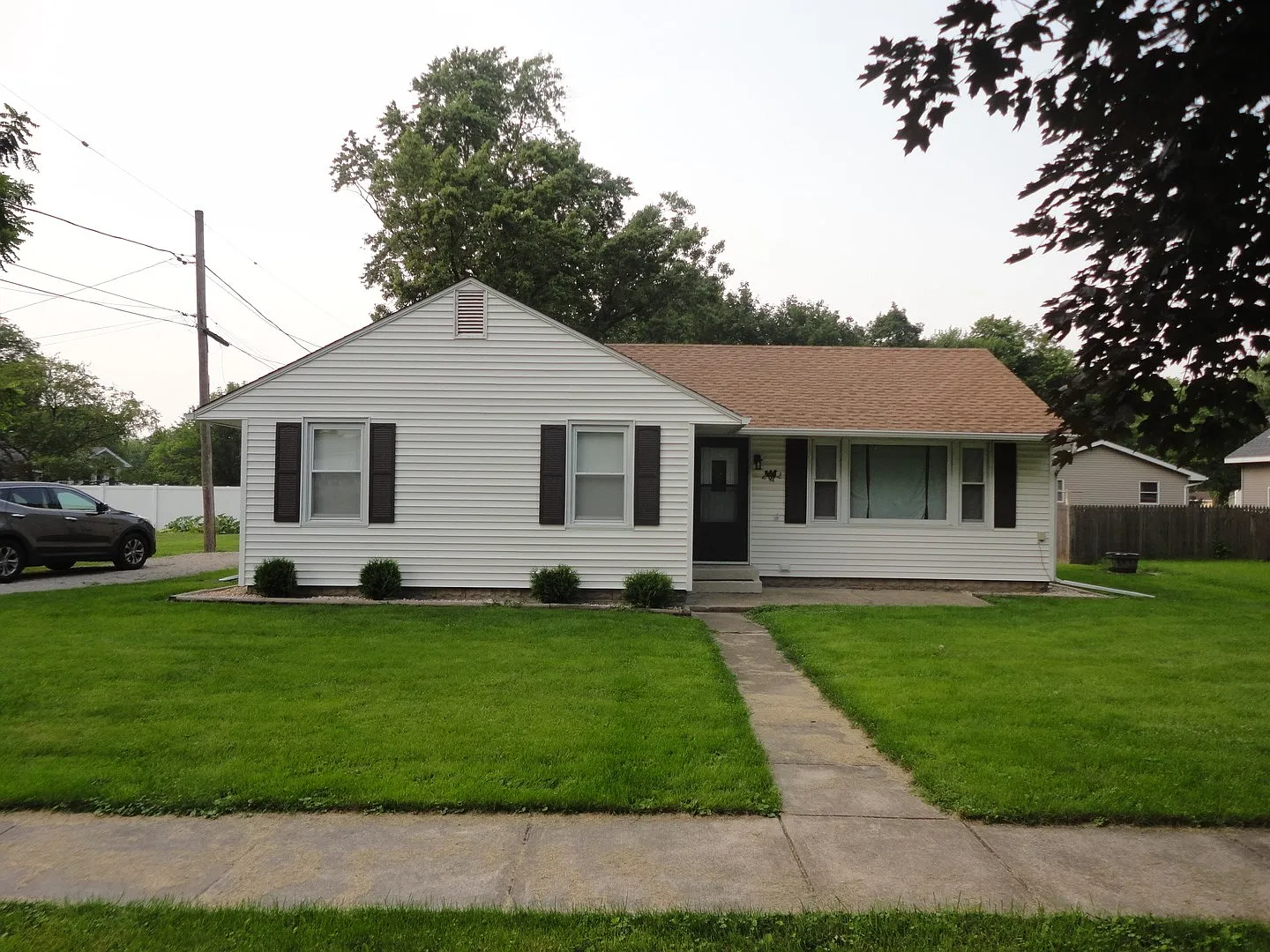 902 North St photo 1