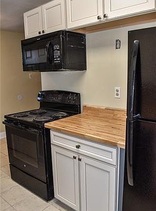 4th image of 1911 Western Avenue Ext #3