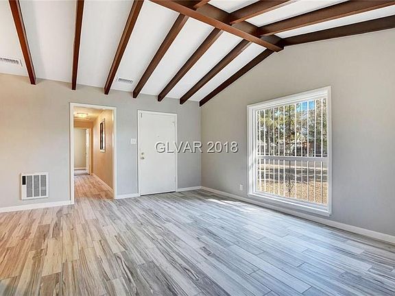 4th image of 1136 S 10th St