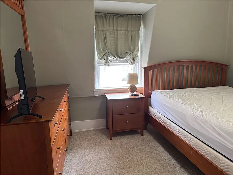4 Hammond St #5 — Photo 22