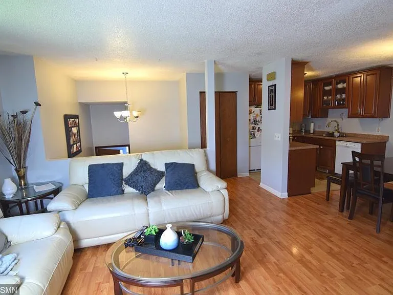 4431 Cinnamon Ridge Cir — Photo 4