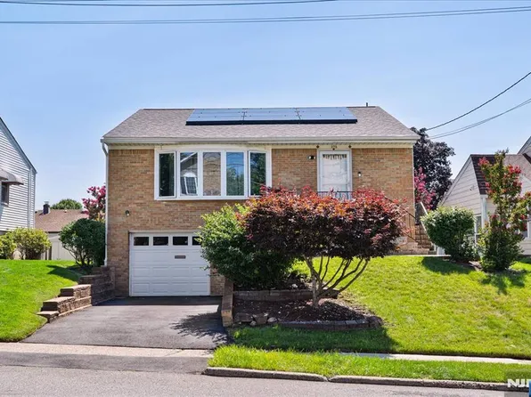 375 Washington Ave, Rutherford, NJ 07070