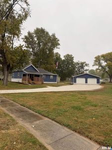 438 S Main St, White Hall, IL, 62092