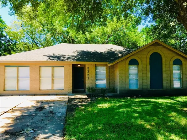 5327 Heatherbrook Dr, Houston, TX 77045