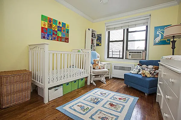 Sold by Level Group | media 12